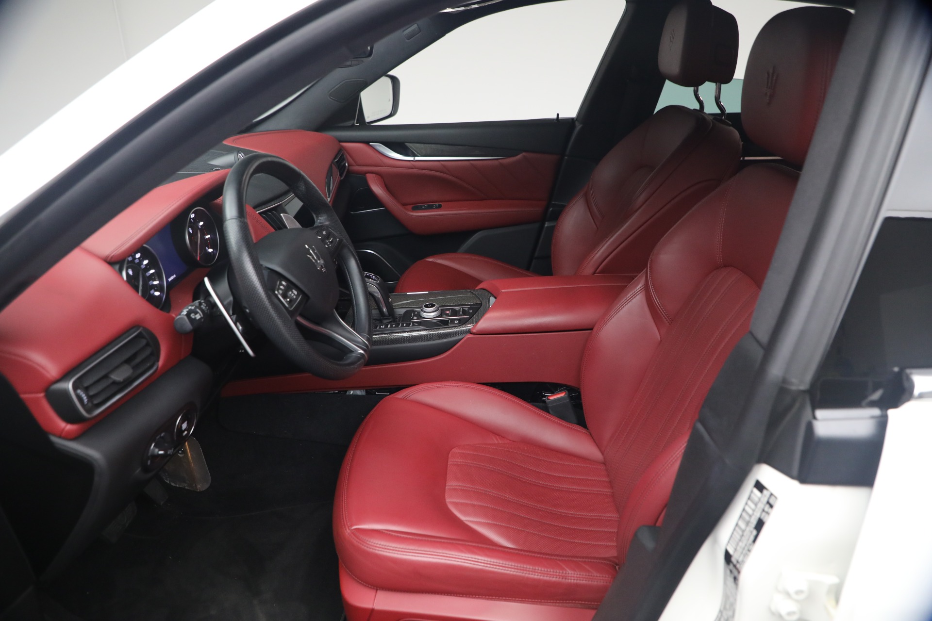 Used-2023-Maserati-Levante-GT