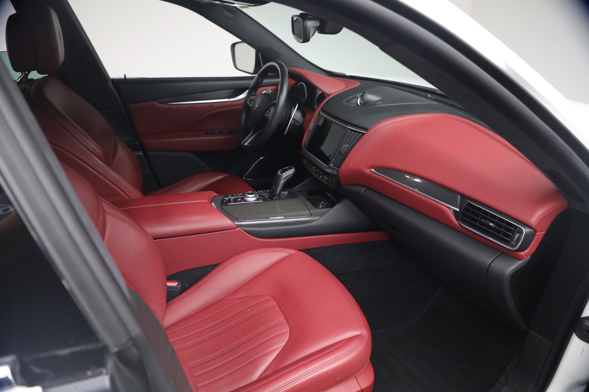 Used-2023-Maserati-Levante-GT
