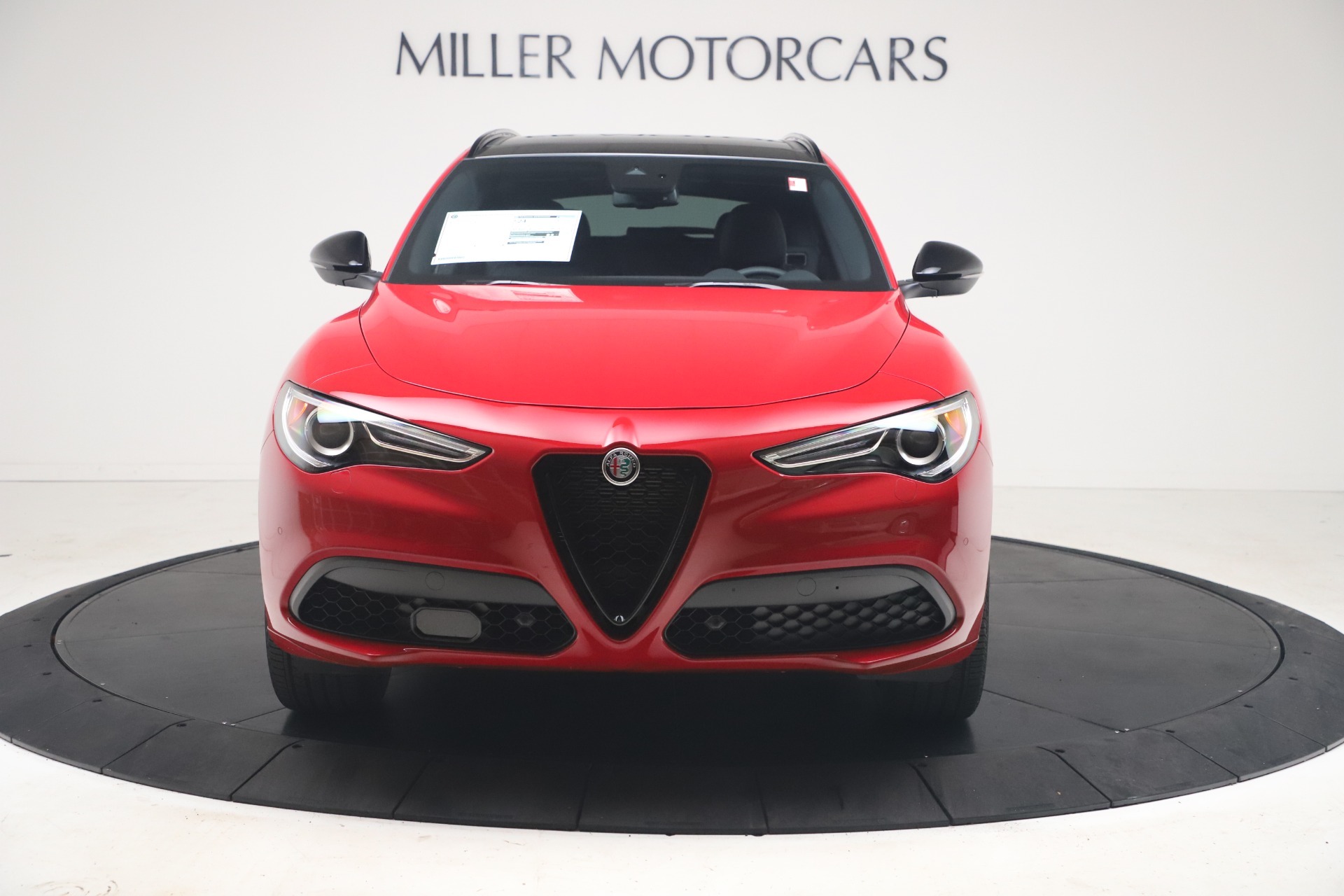 New-2023-Alfa-Romeo-Stelvio-Veloce
