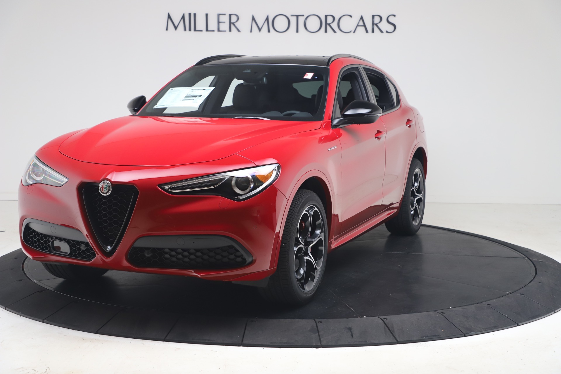 New-2023-Alfa-Romeo-Stelvio-Veloce
