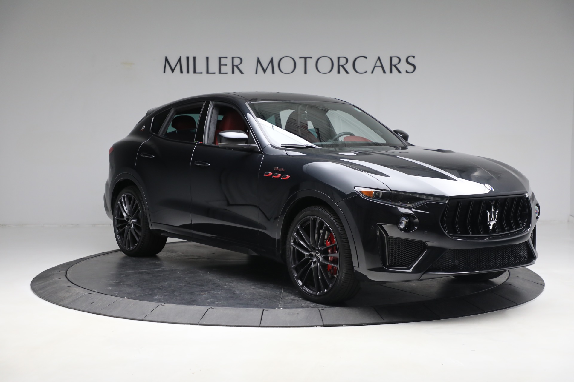 Used-2021-Maserati-Levante-Trofeo