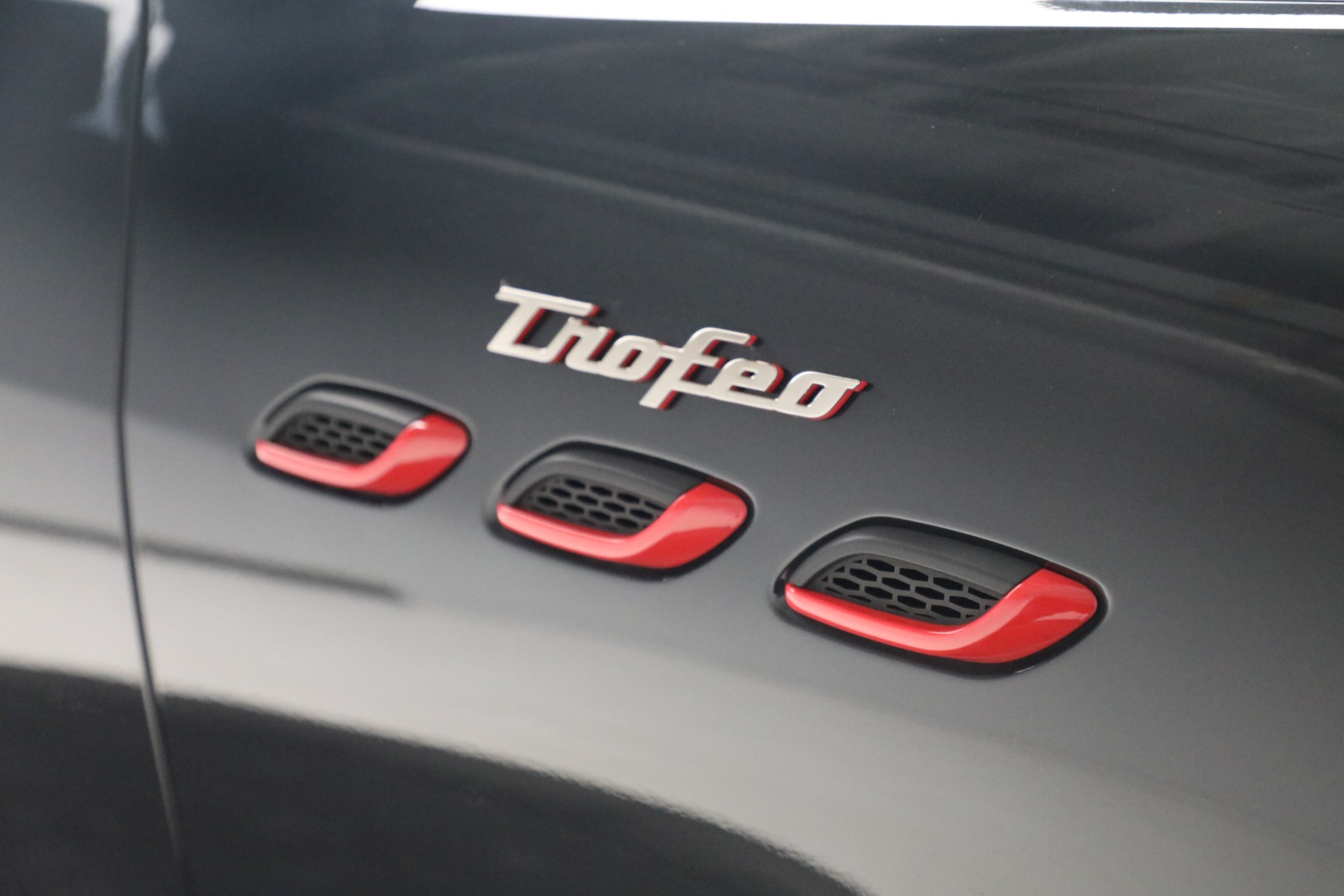 Used-2021-Maserati-Levante-Trofeo