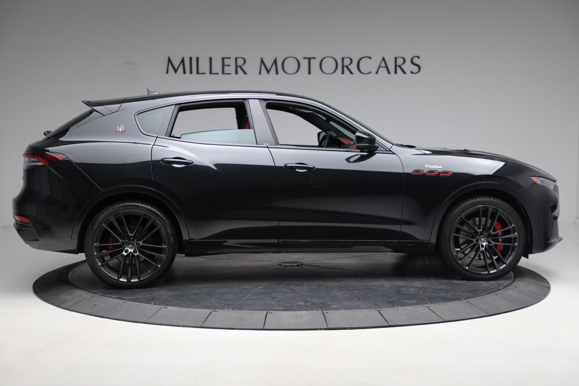 Used-2021-Maserati-Levante-Trofeo
