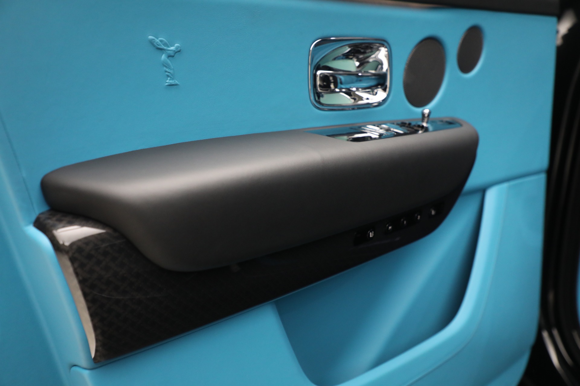 Used-2022-Rolls-Royce-Black-Badge-Cullinan