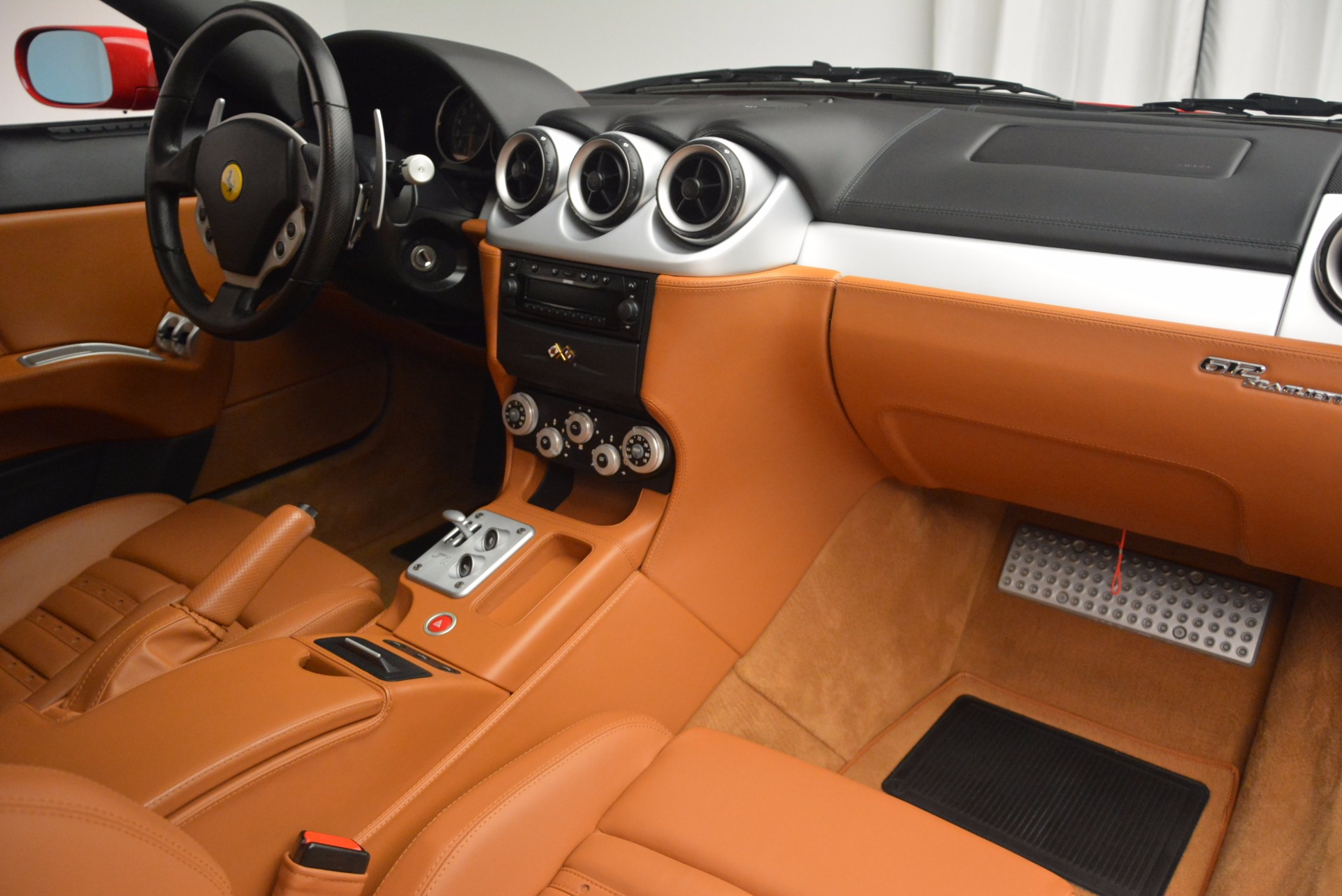 Used-2005-Ferrari-612-Scaglietti