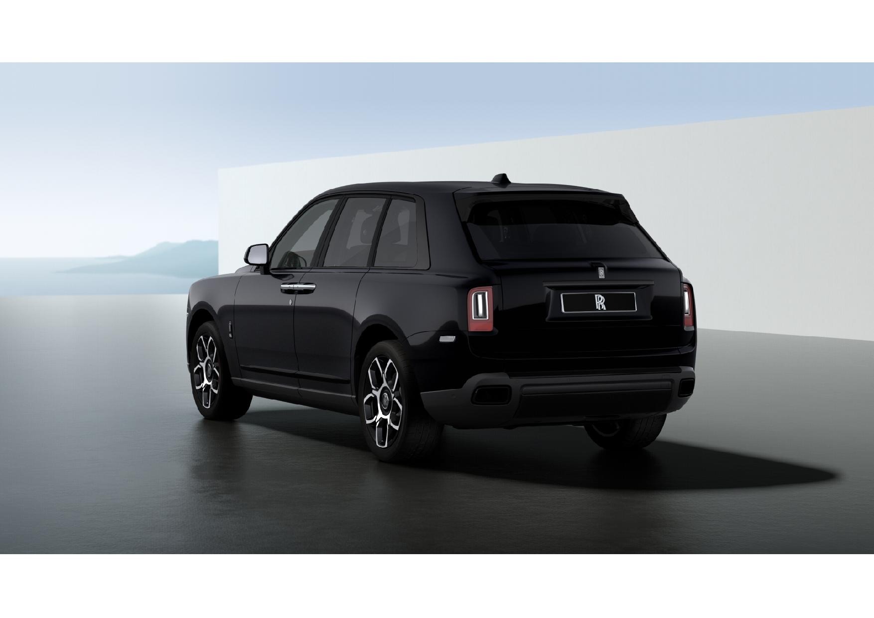 New-2023-Rolls-Royce-Black-Badge-Cullinan