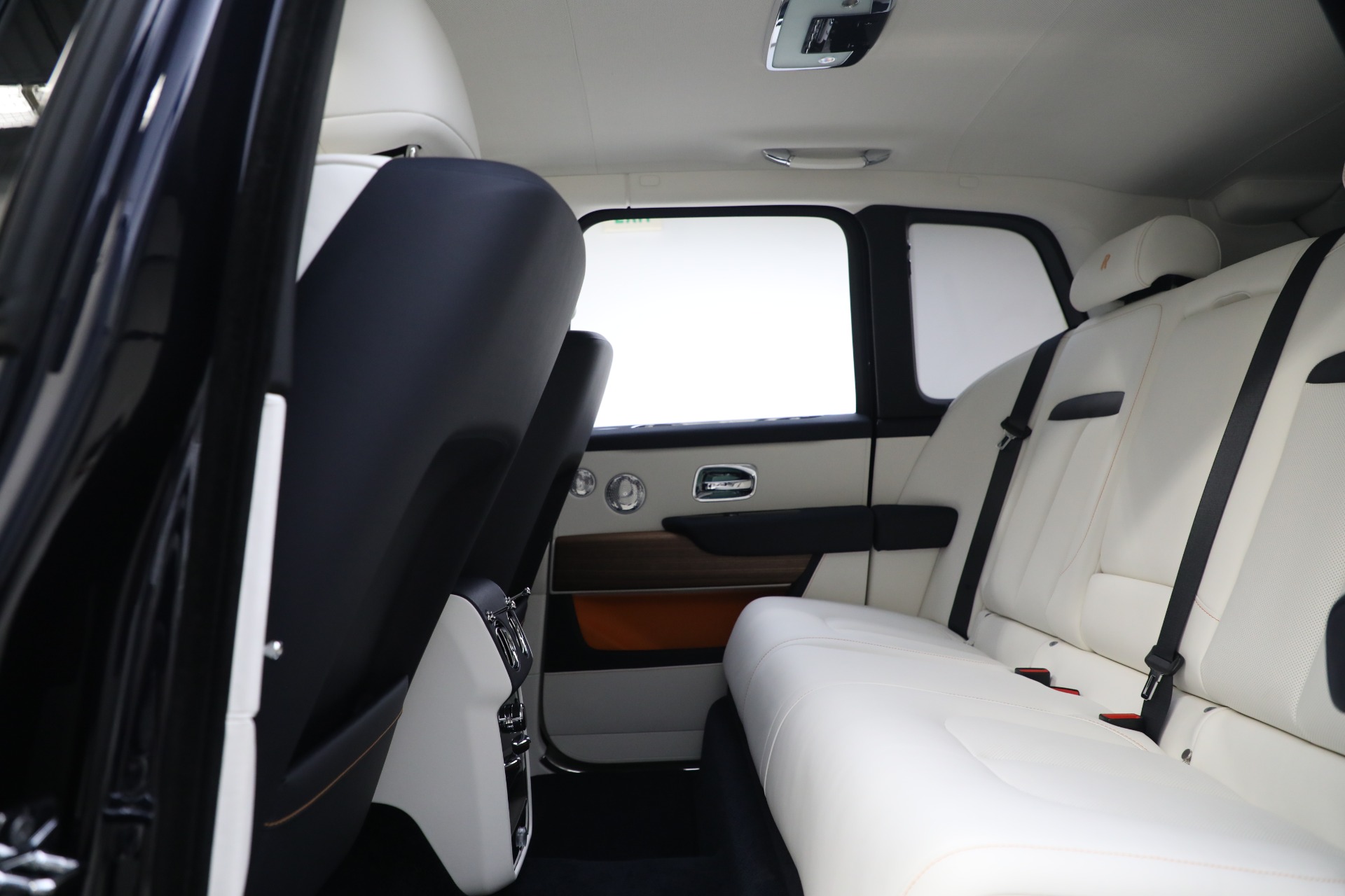 New-2023-Rolls-Royce-Cullinan