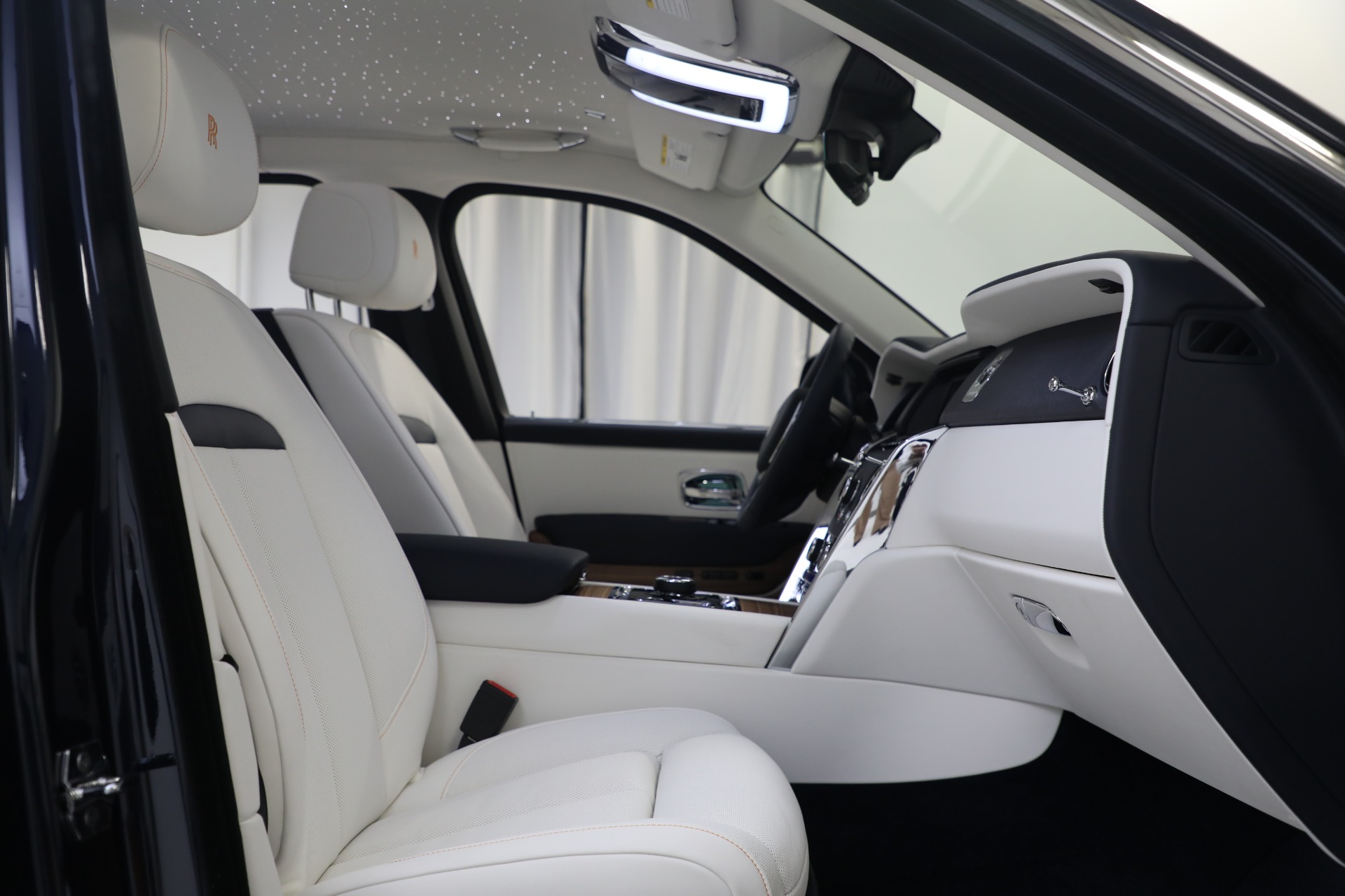 New-2023-Rolls-Royce-Cullinan