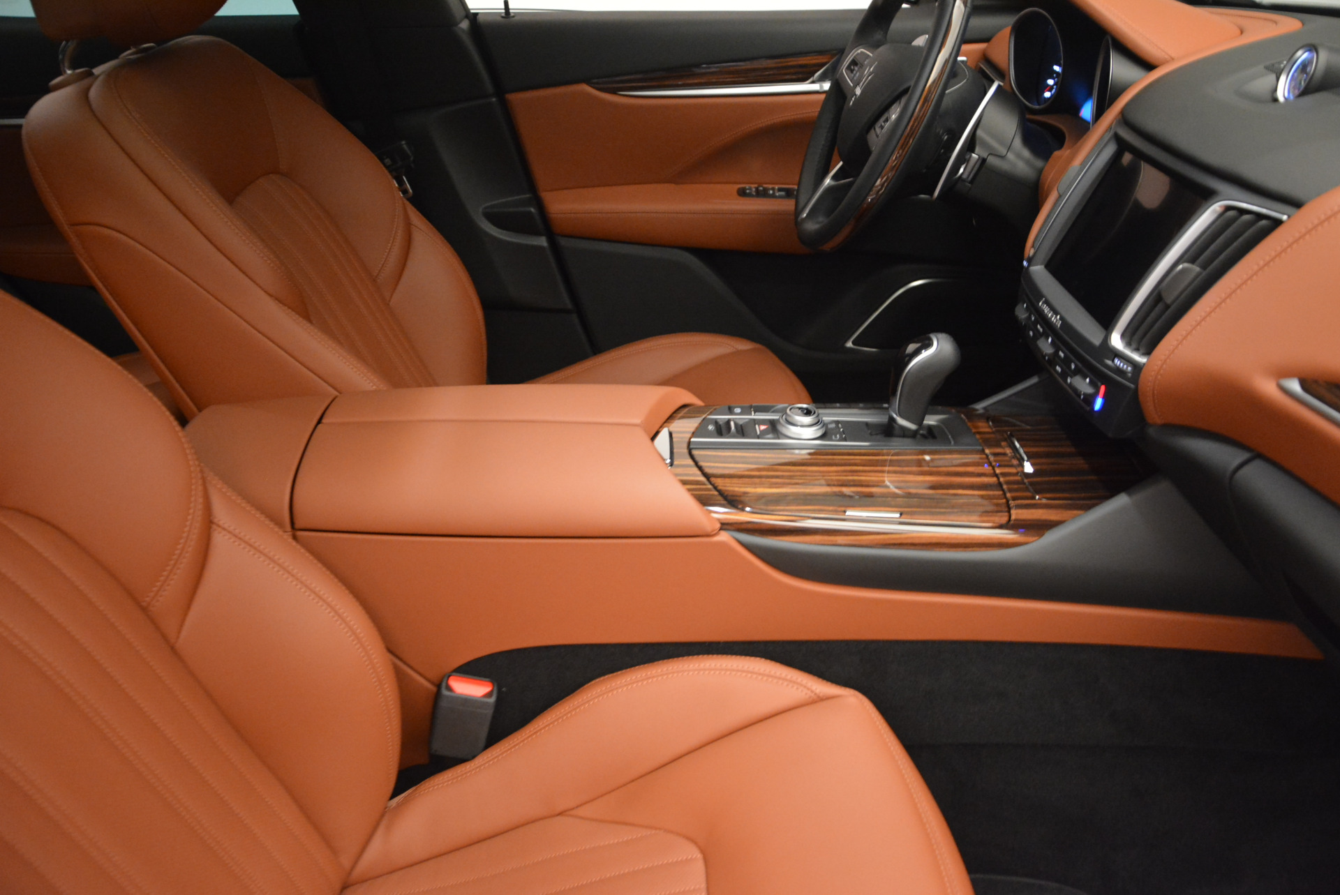 New-2017-Maserati-Levante-S