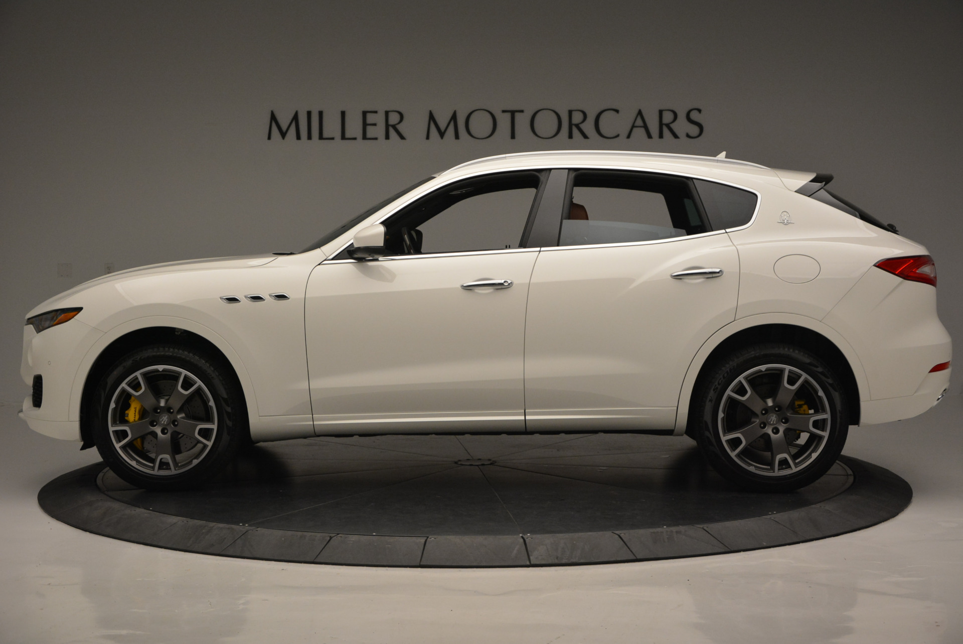 New-2017-Maserati-Levante-S
