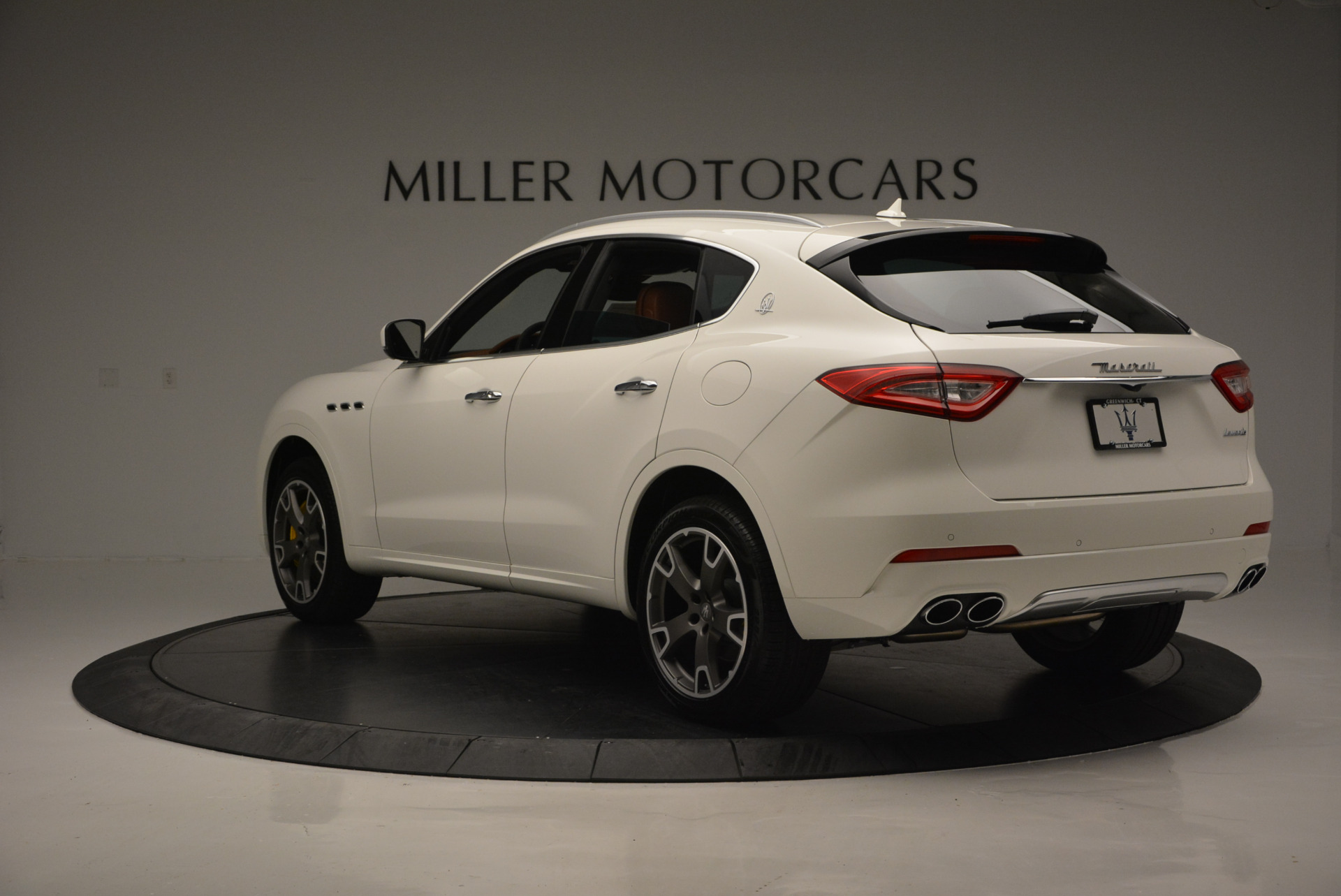 New-2017-Maserati-Levante-S