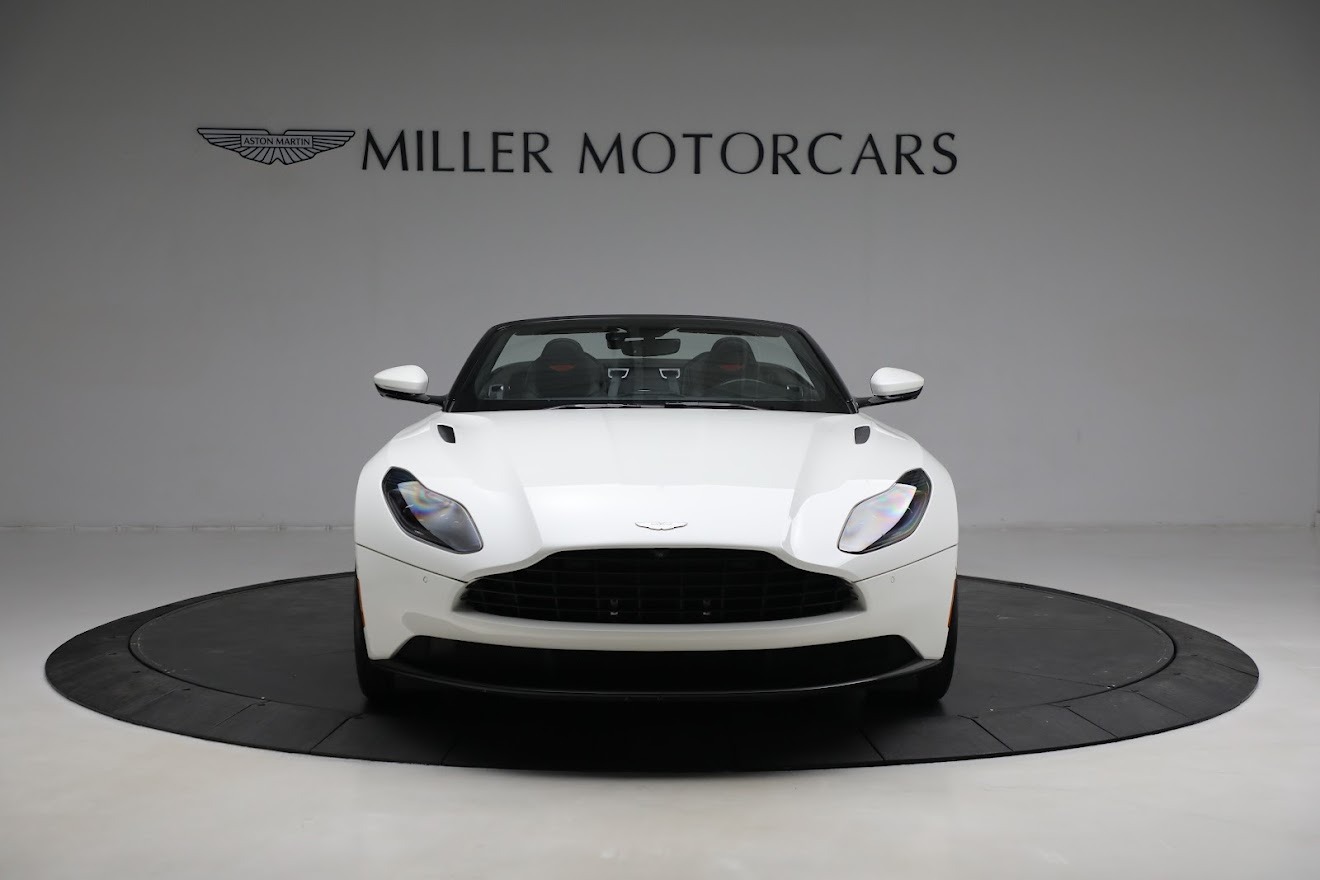 Used-2019-Aston-Martin-DB11-Volante