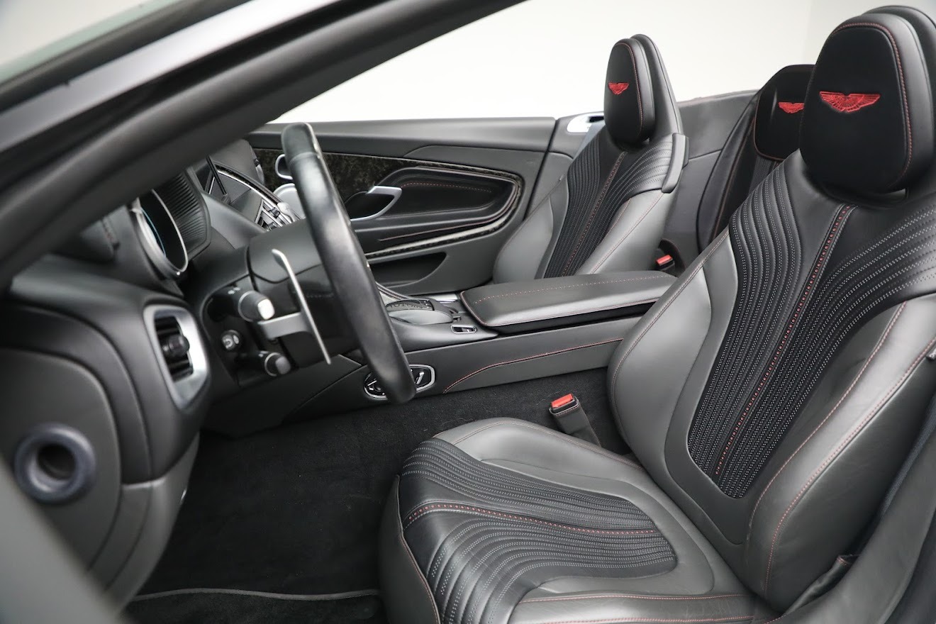Used-2019-Aston-Martin-DB11-Volante