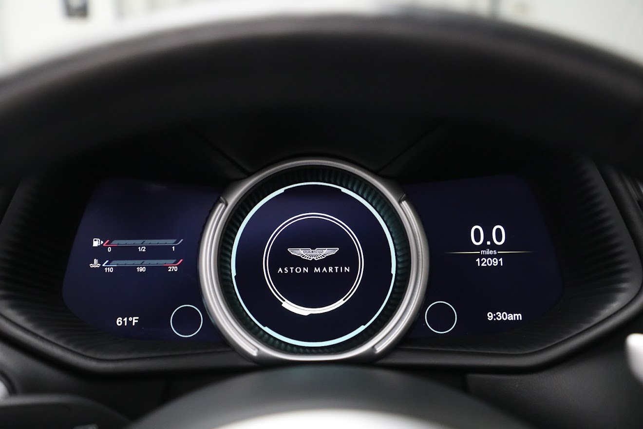 Used-2019-Aston-Martin-DB11-Volante
