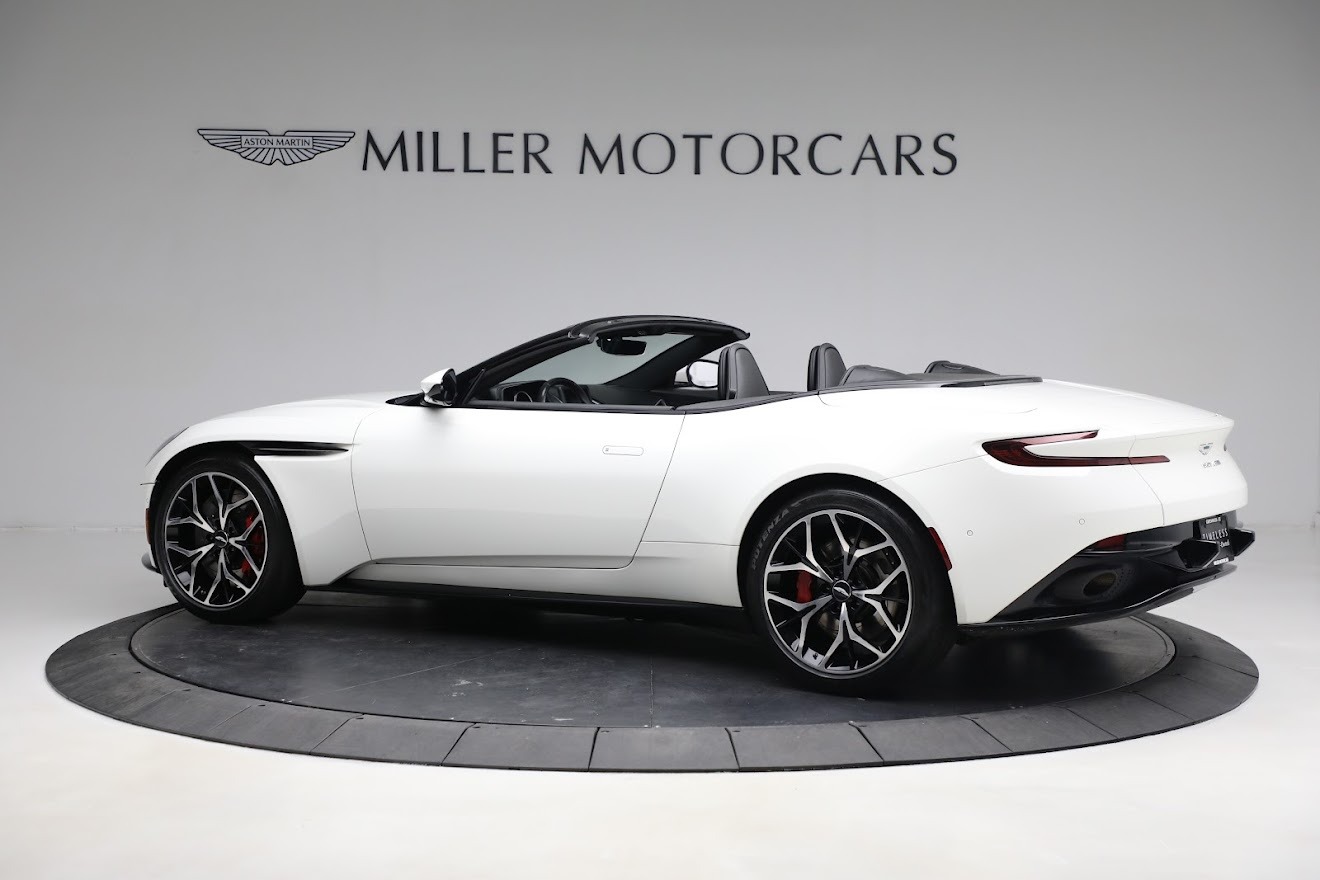 Used-2019-Aston-Martin-DB11-Volante