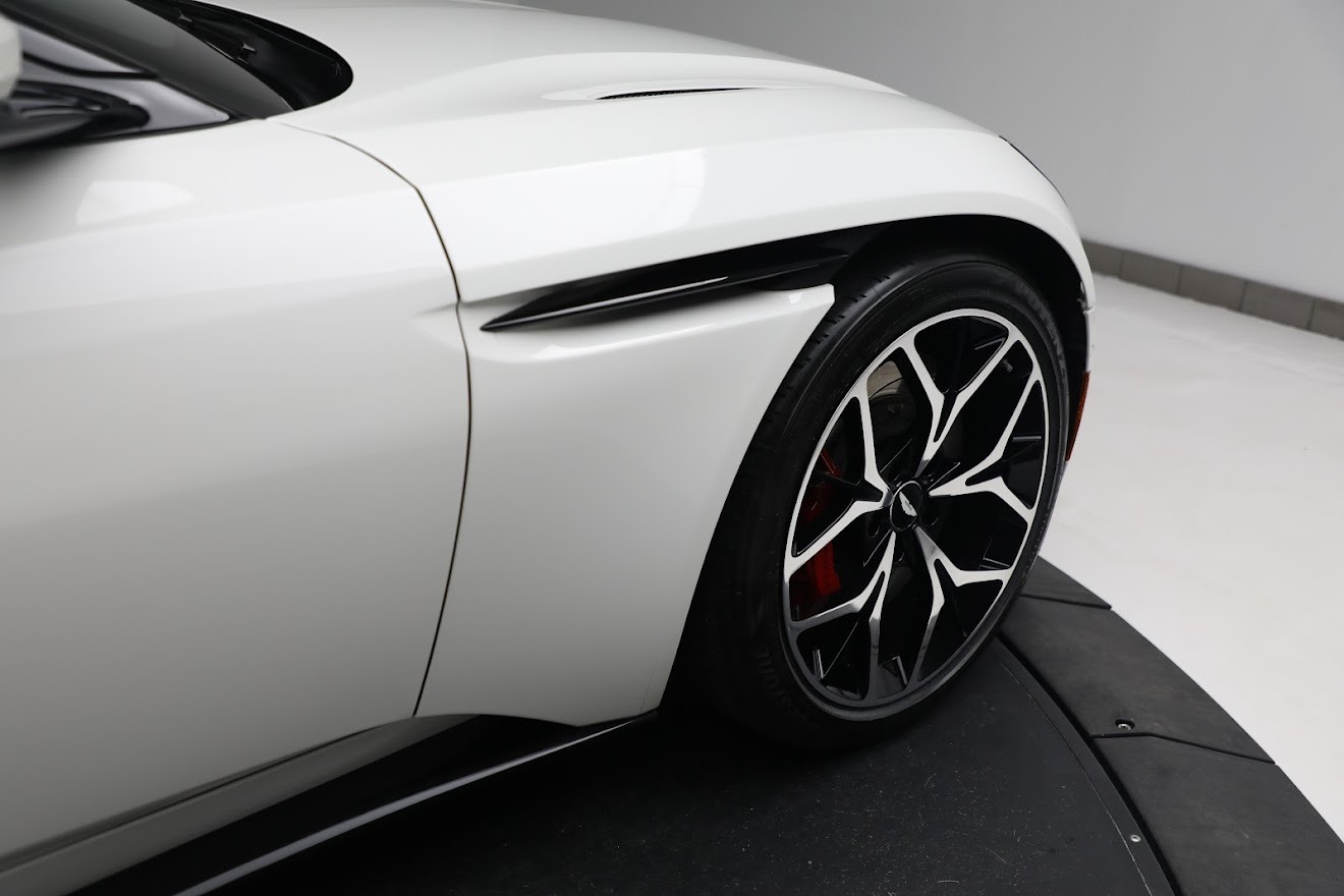 Used-2019-Aston-Martin-DB11-Volante
