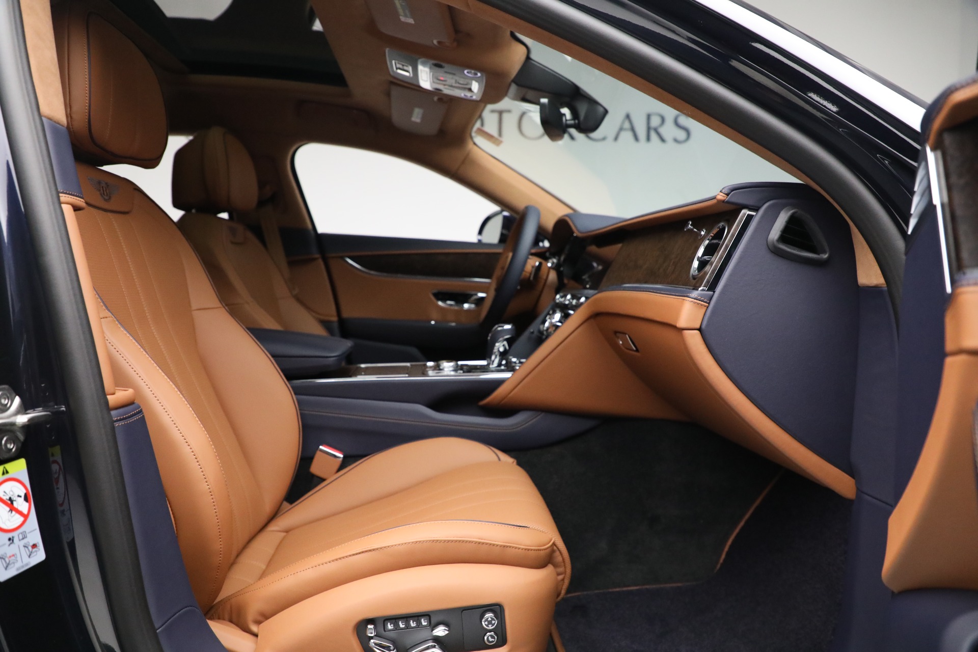 New-2023-Bentley-Flying-Spur-V8