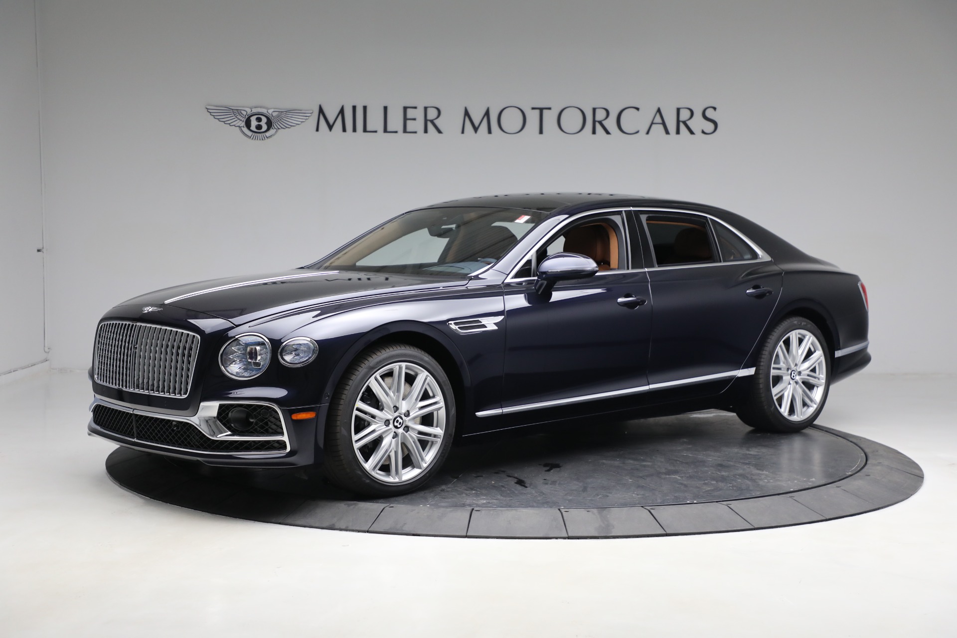 New-2023-Bentley-Flying-Spur-V8