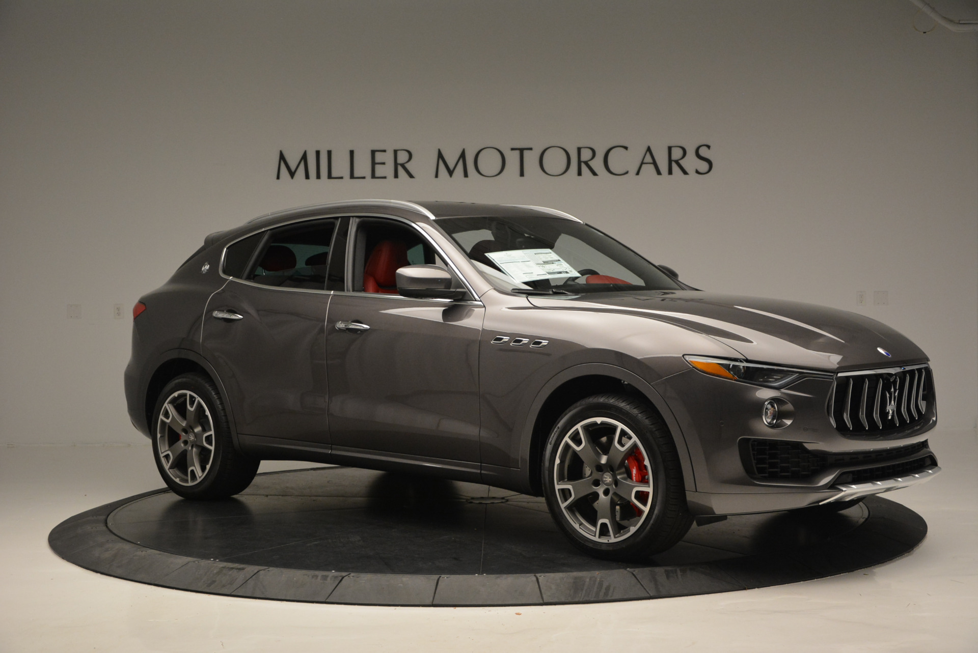 Used-2017-Maserati-Levante-Ex-Service-Loaner