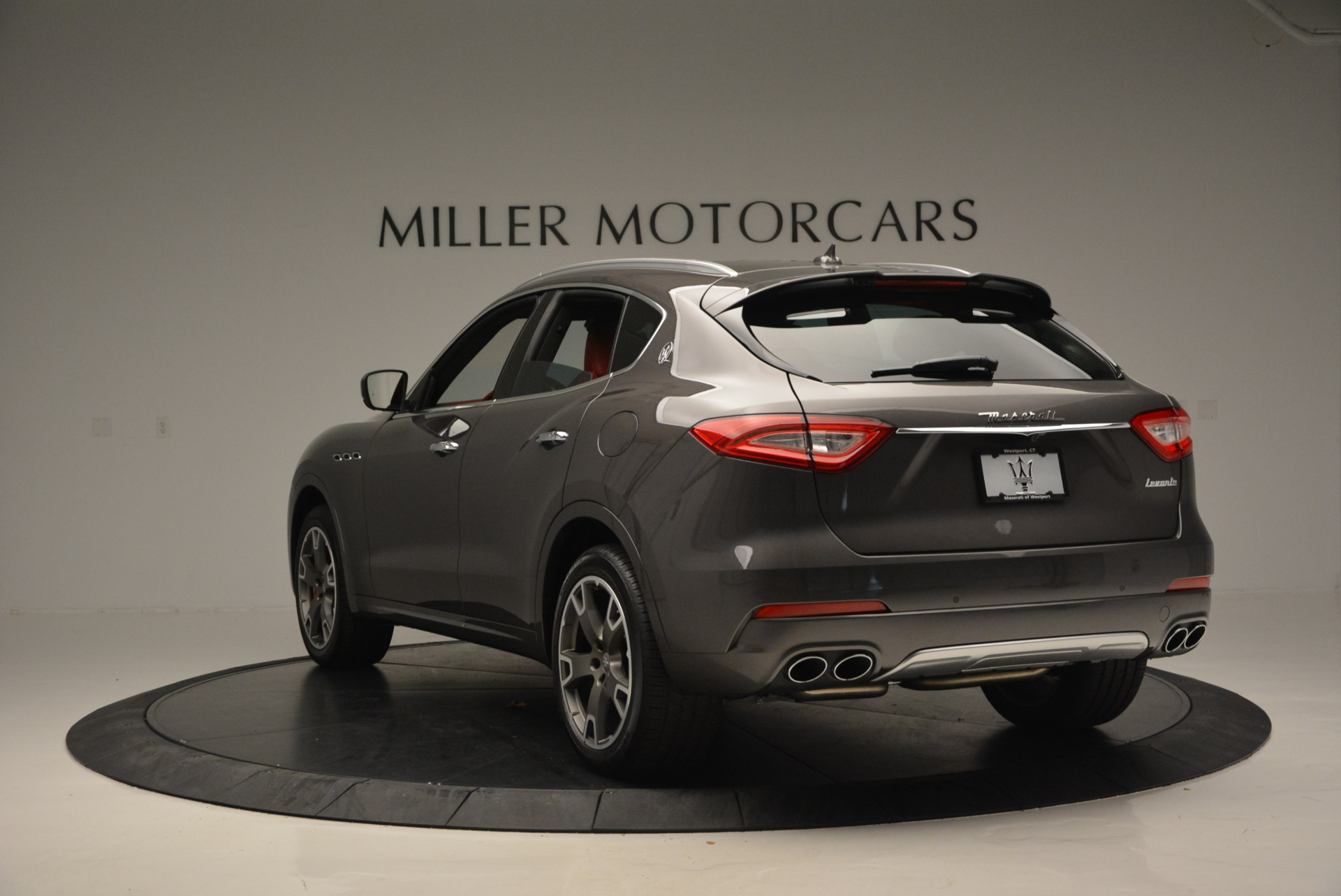 Used-2017-Maserati-Levante-Ex-Service-Loaner