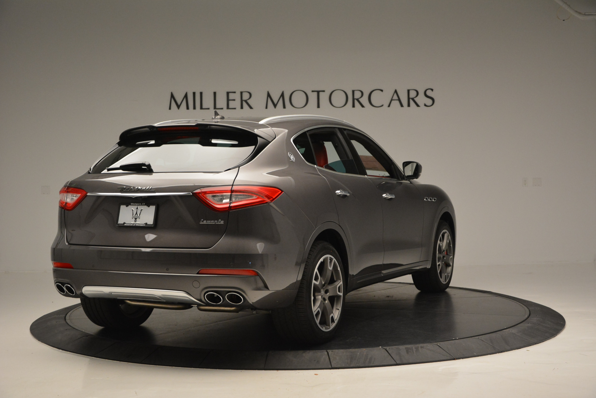 Used-2017-Maserati-Levante-Ex-Service-Loaner