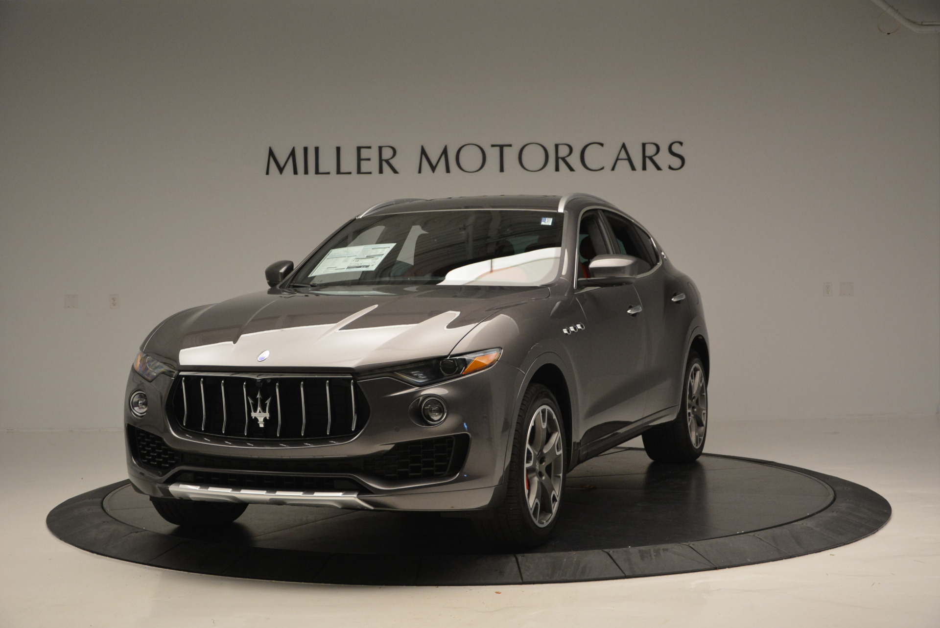Used-2017-Maserati-Levante-Ex-Service-Loaner