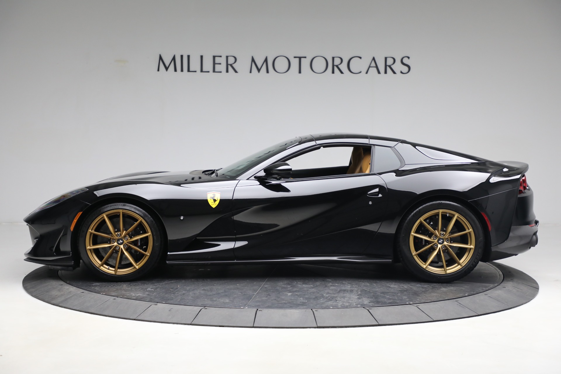 Used-2022-Ferrari-812-GTS