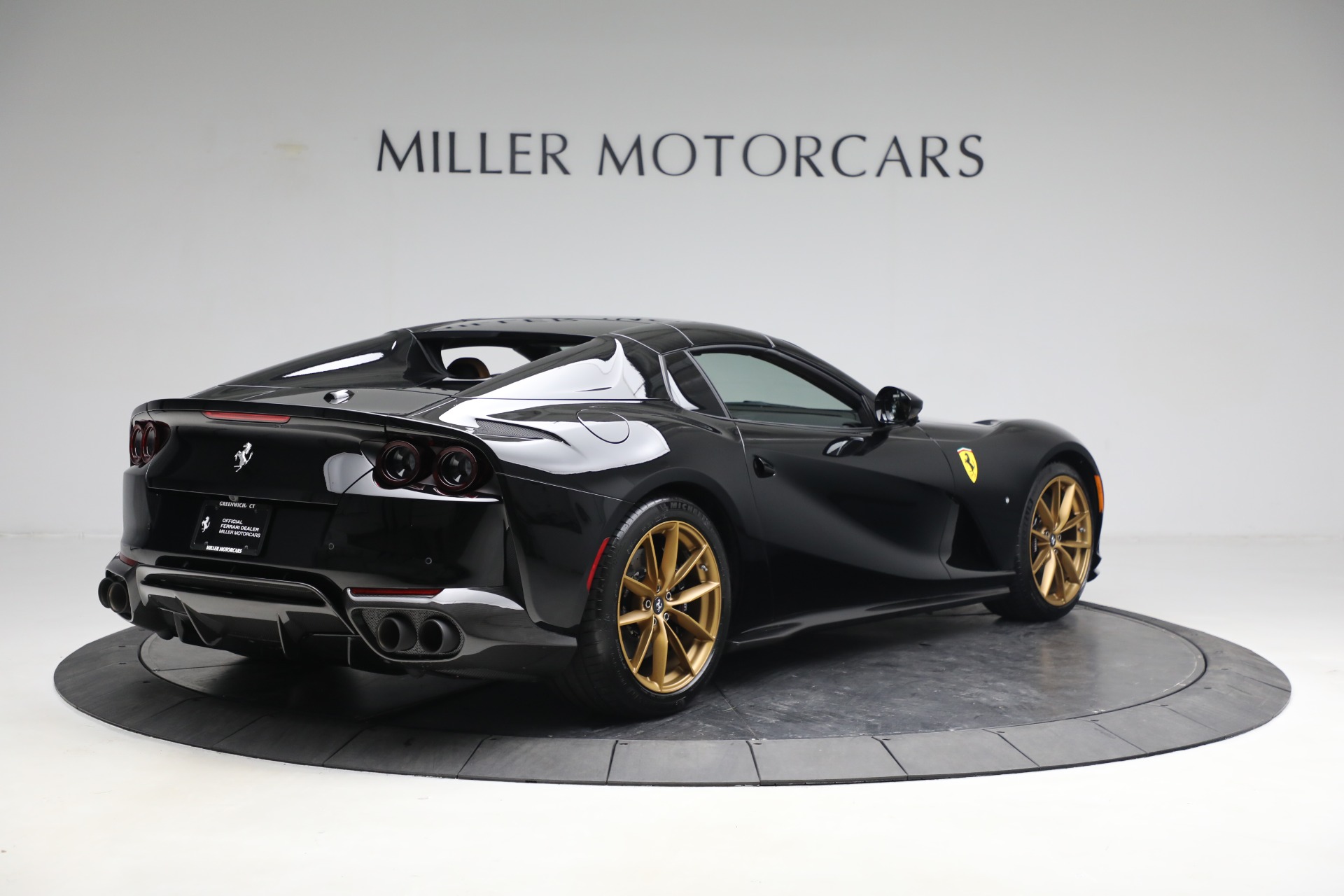 Used-2022-Ferrari-812-GTS