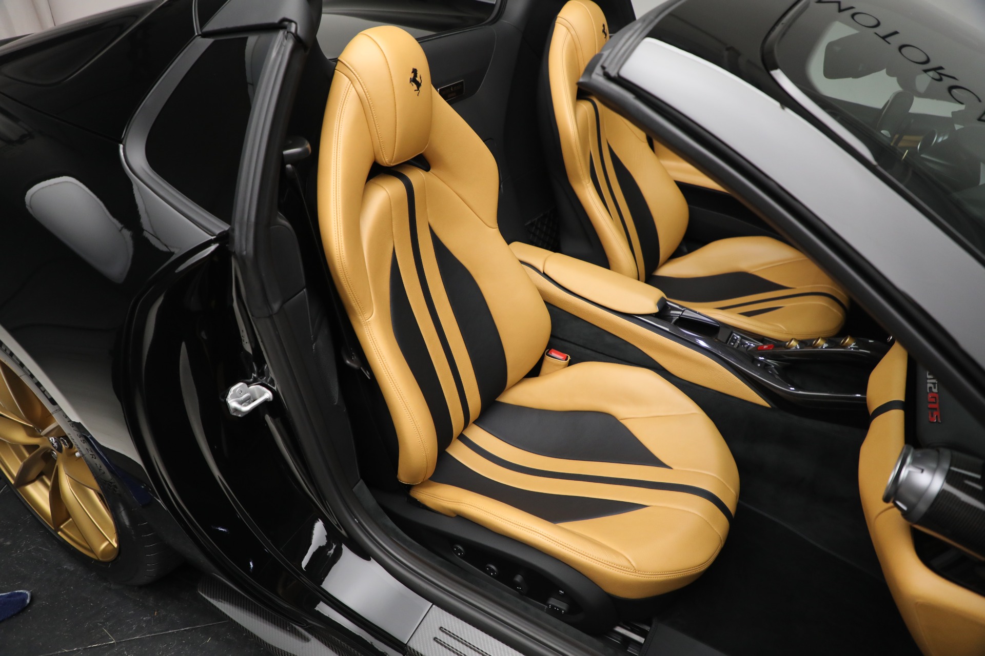 Used-2022-Ferrari-812-GTS