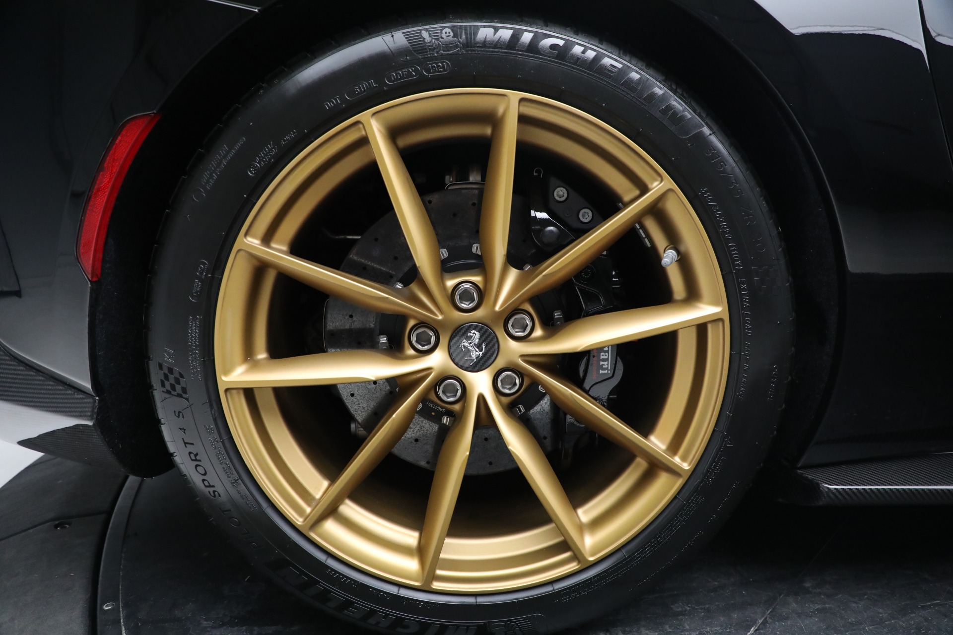 Used-2022-Ferrari-812-GTS