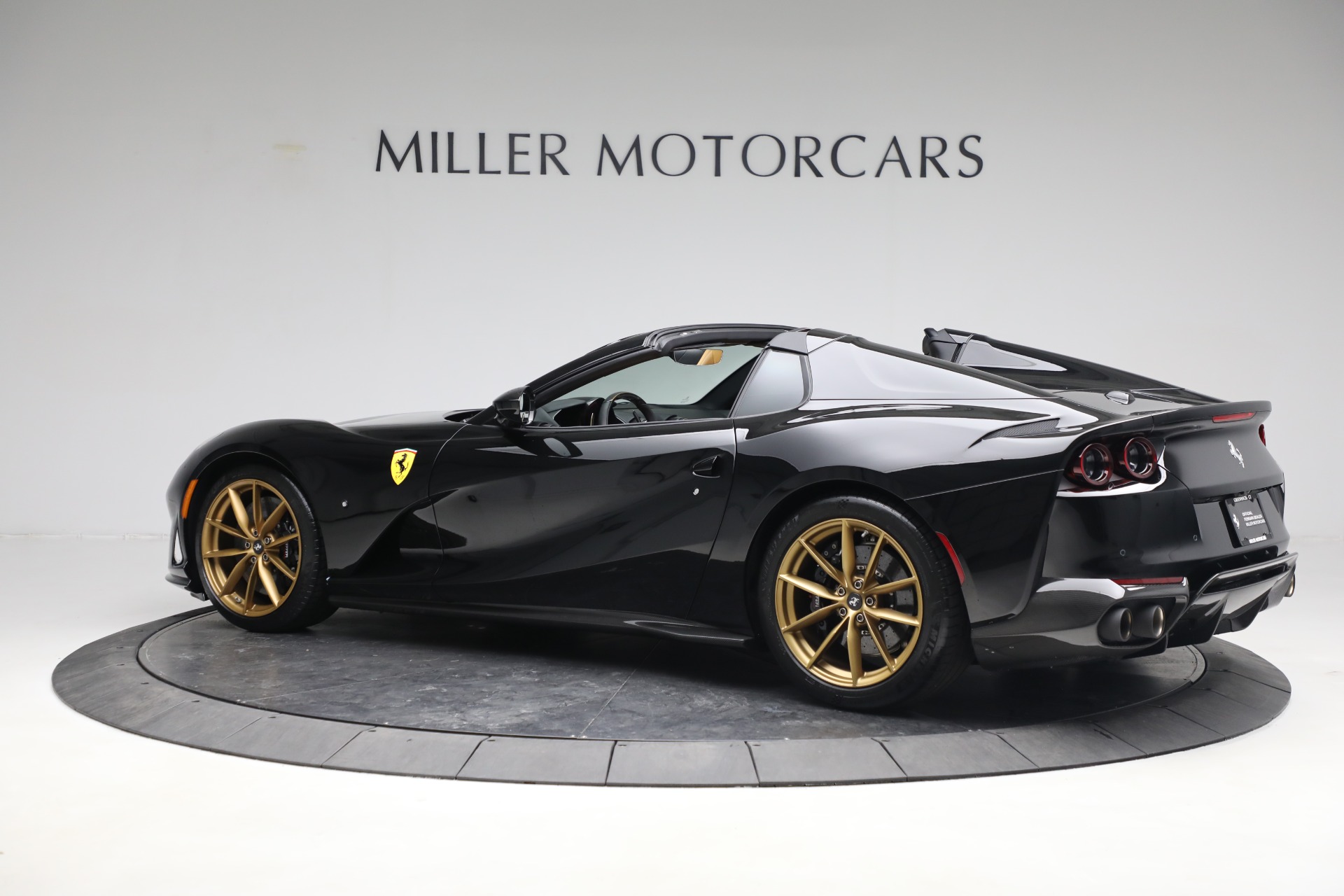Used-2022-Ferrari-812-GTS