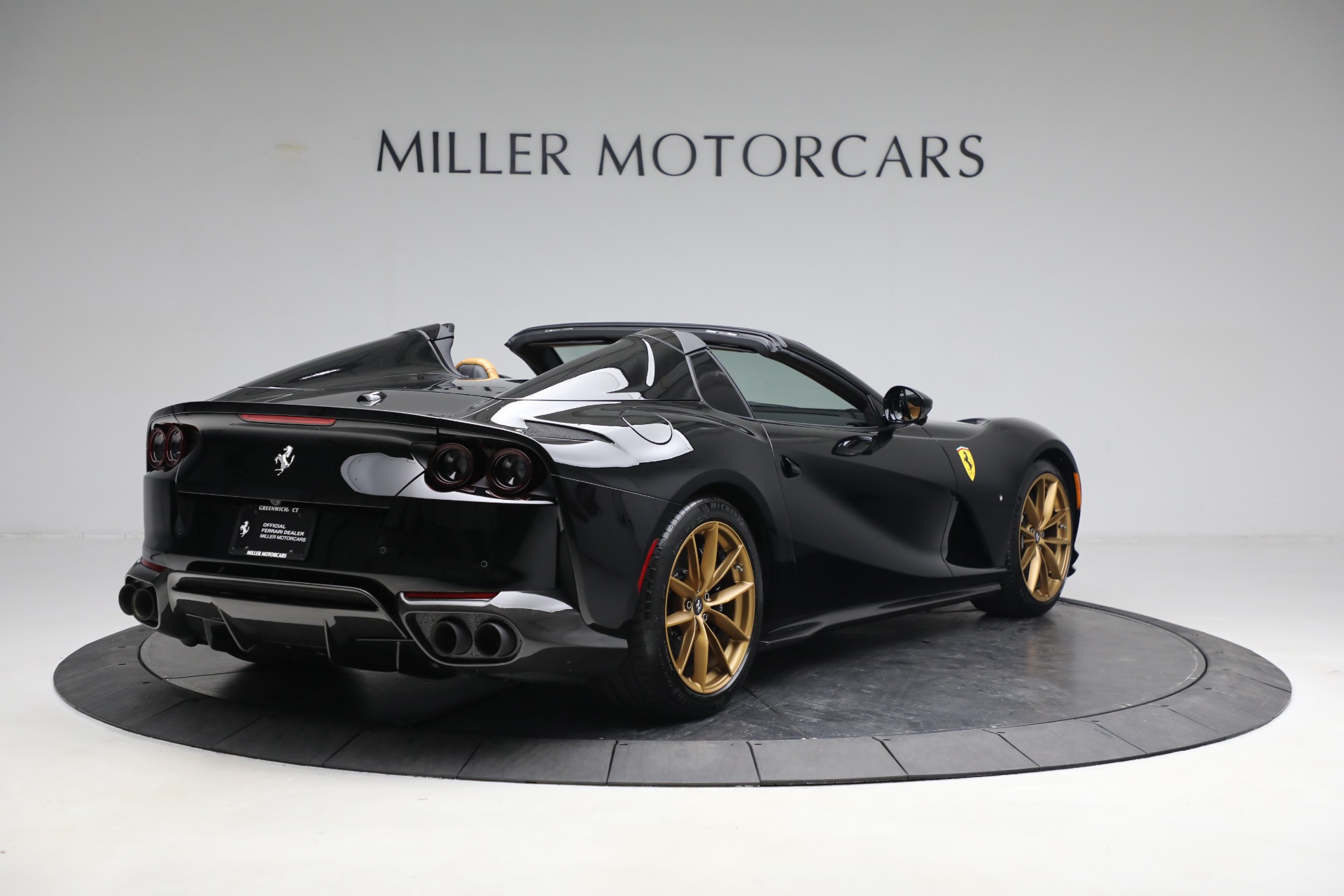 Used-2022-Ferrari-812-GTS