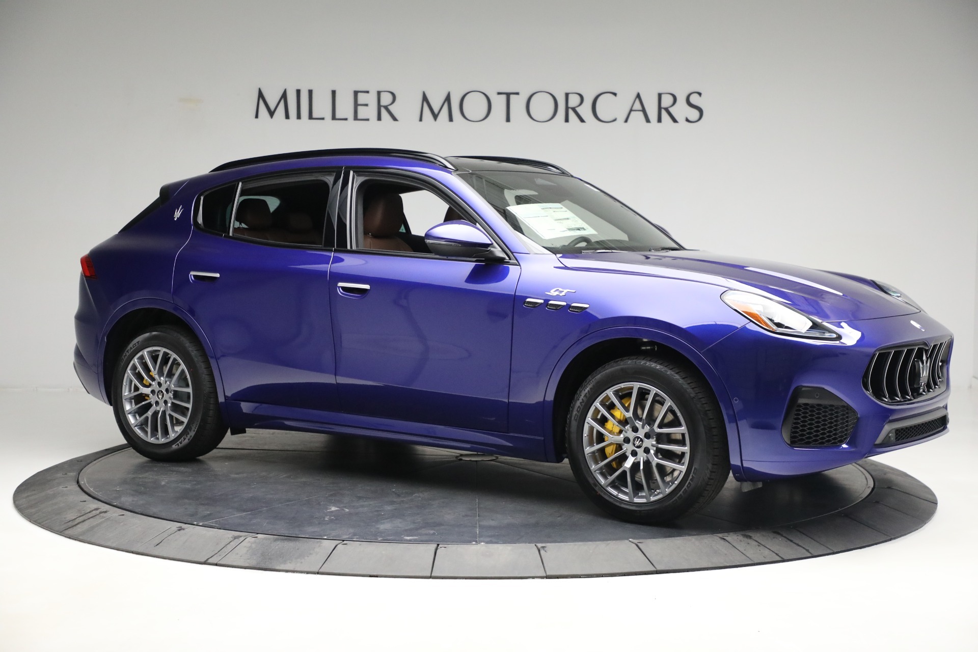 New-2023-Maserati-Grecale-GT