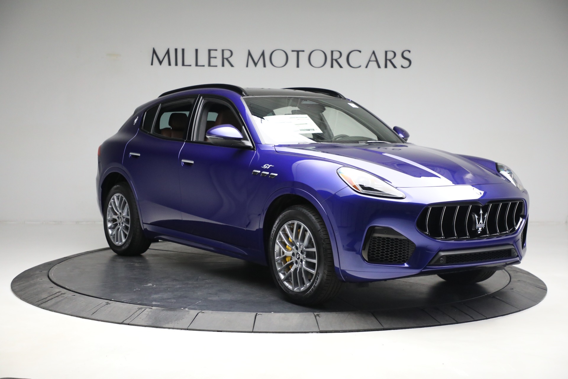 New-2023-Maserati-Grecale-GT