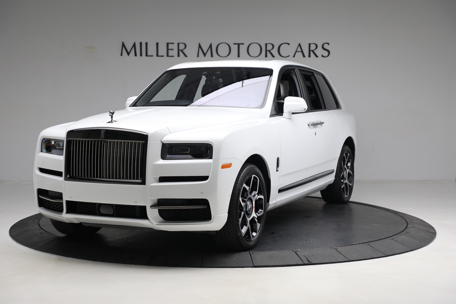 Used-2022-Rolls-Royce-Black-Badge-Cullinan
