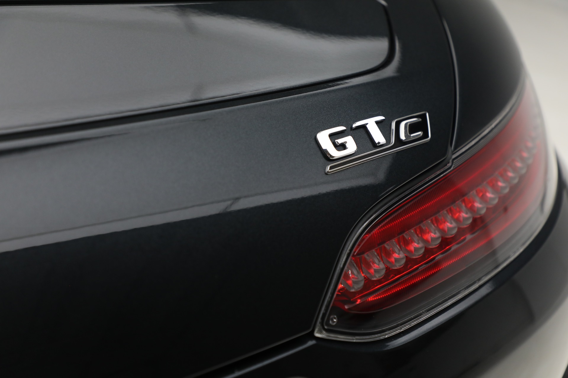 Used-2018-Mercedes-Benz-AMG-GT-C