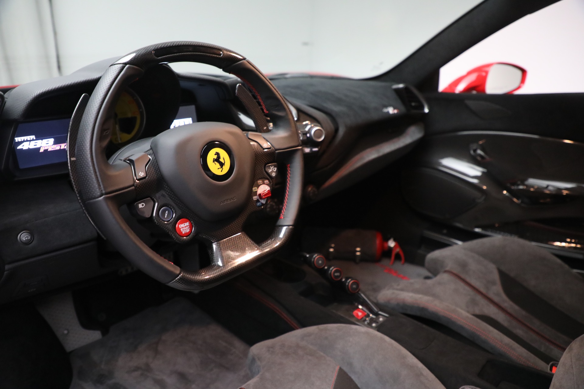 Used-2020-Ferrari-488-Pista