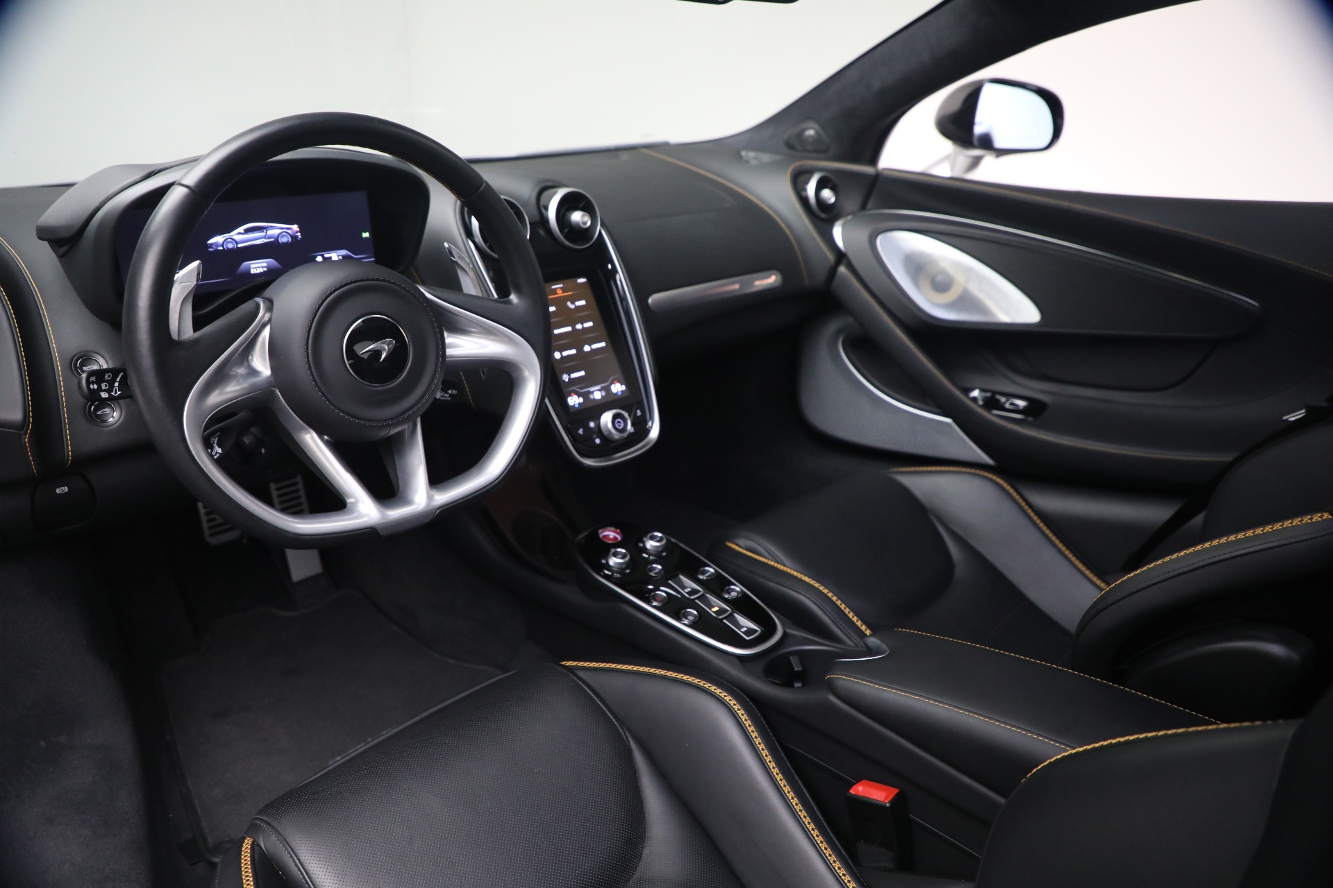 Used-2023-McLaren-GT-Luxe