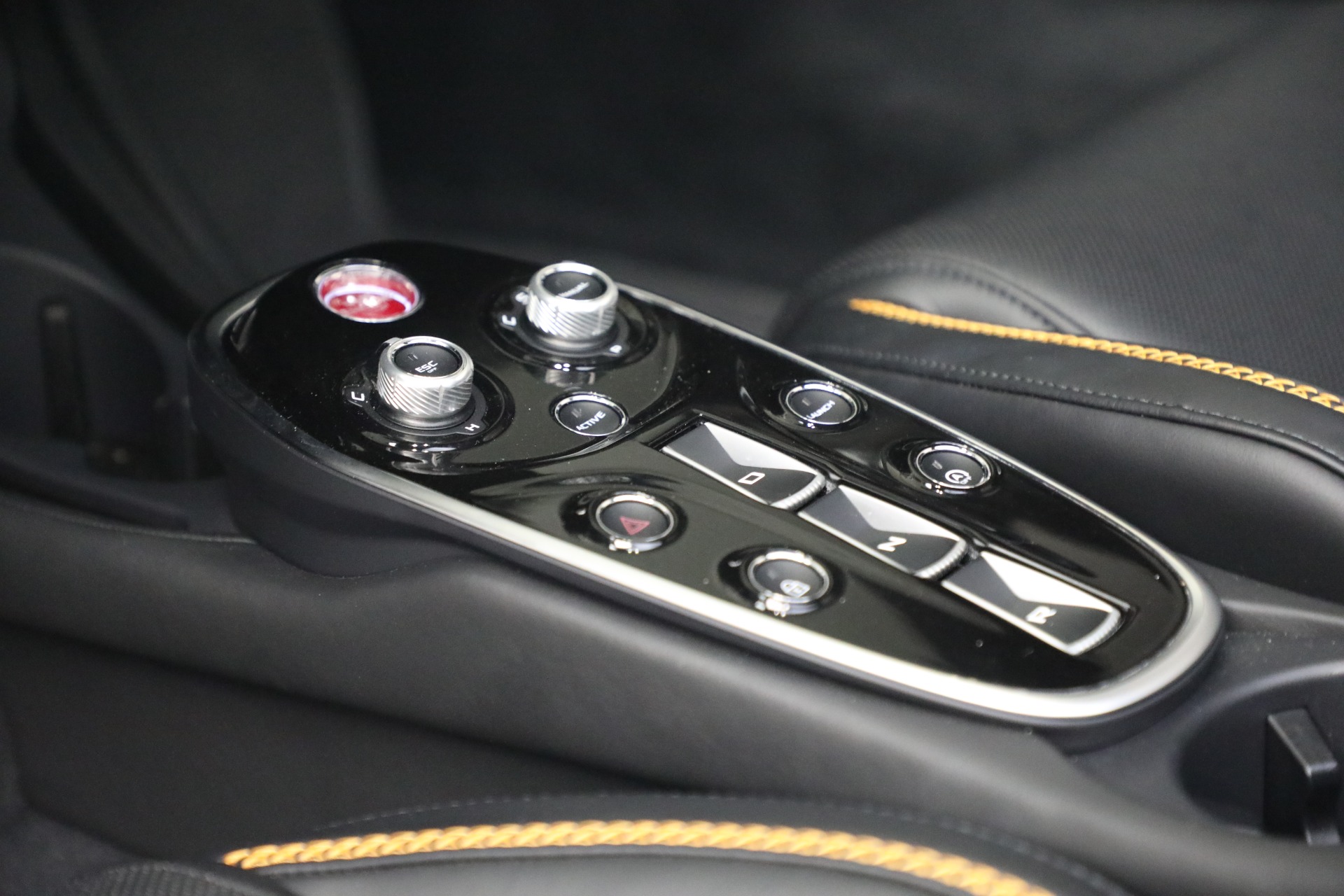 Used-2023-McLaren-GT-Luxe