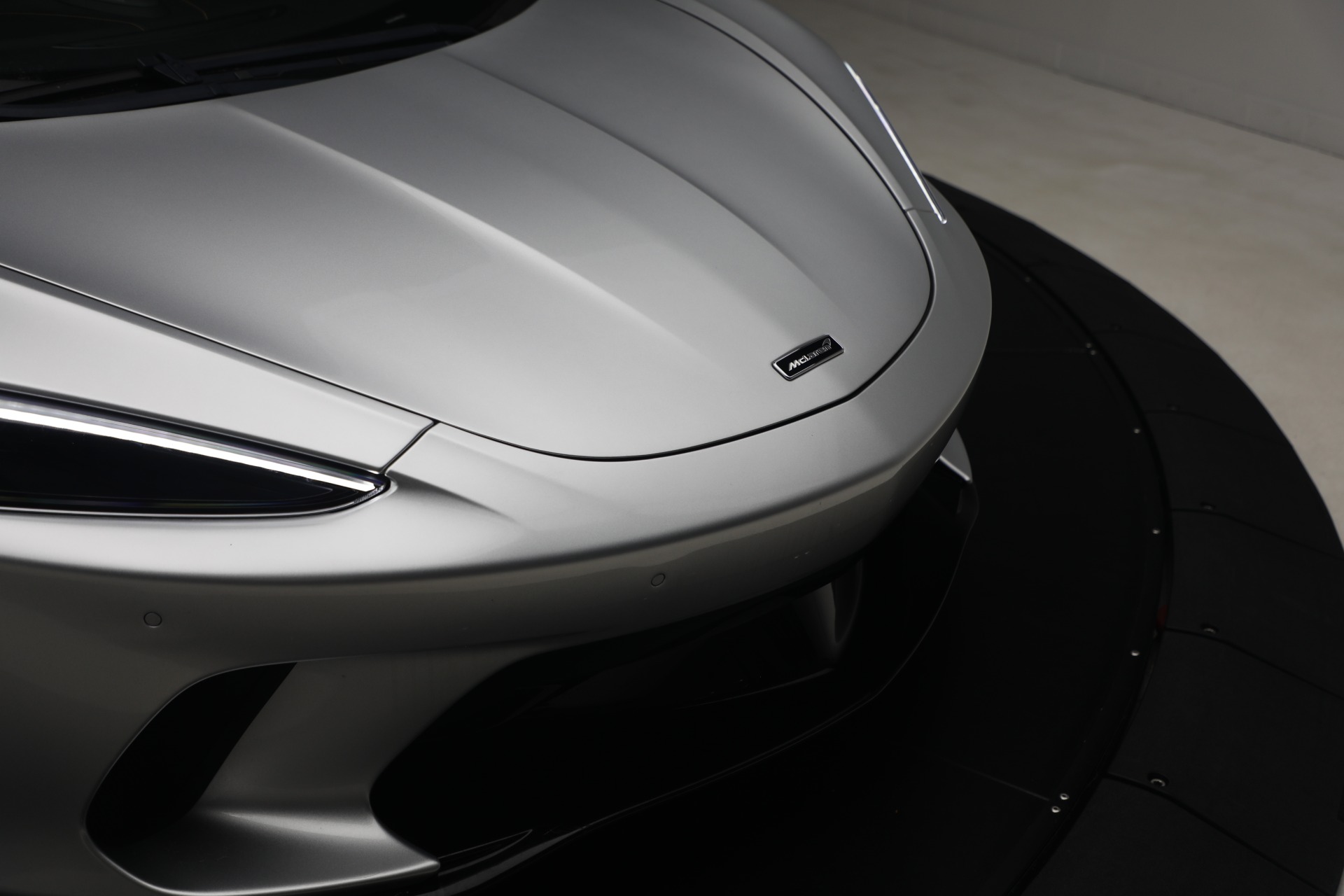 Used-2023-McLaren-GT-Luxe