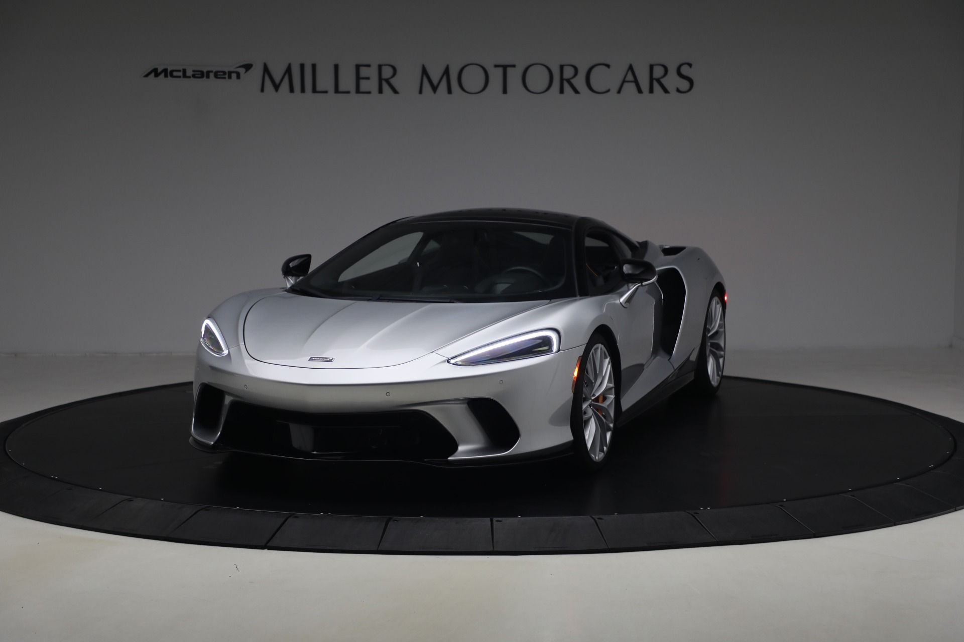 Used-2023-McLaren-GT-Luxe