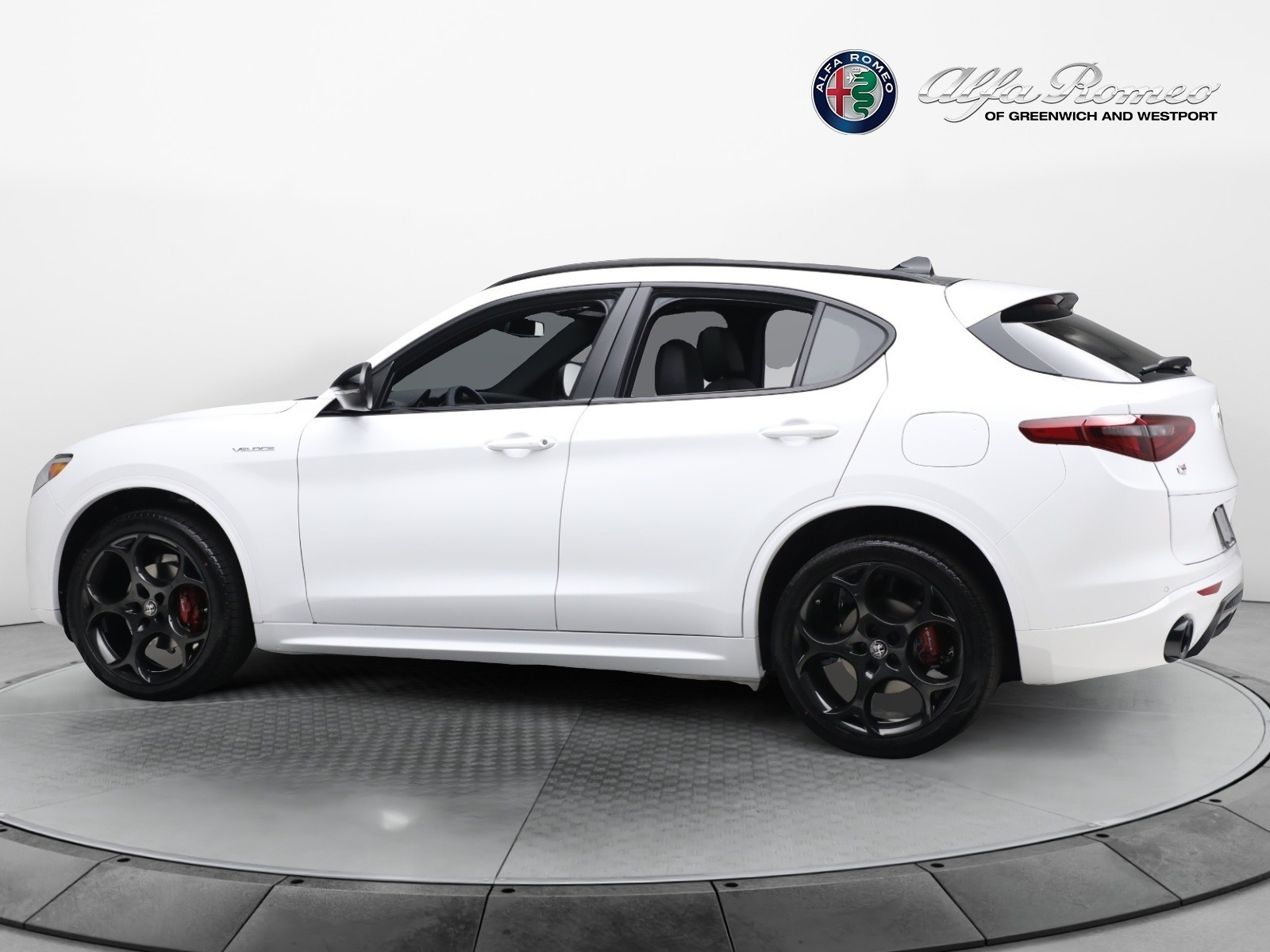 New-2023-Alfa-Romeo-Stelvio-Veloce