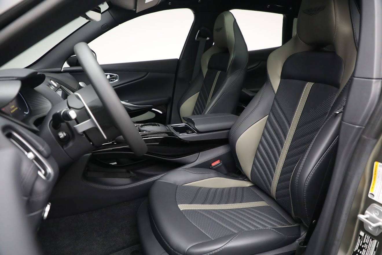 New-2023-Aston-Martin-DBX-707