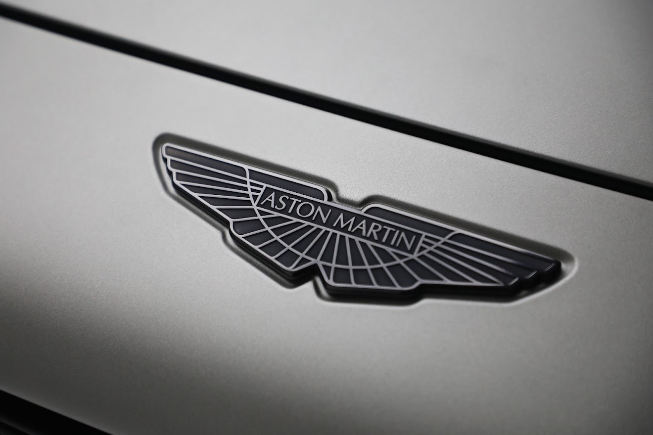 New-2023-Aston-Martin-DBX-707