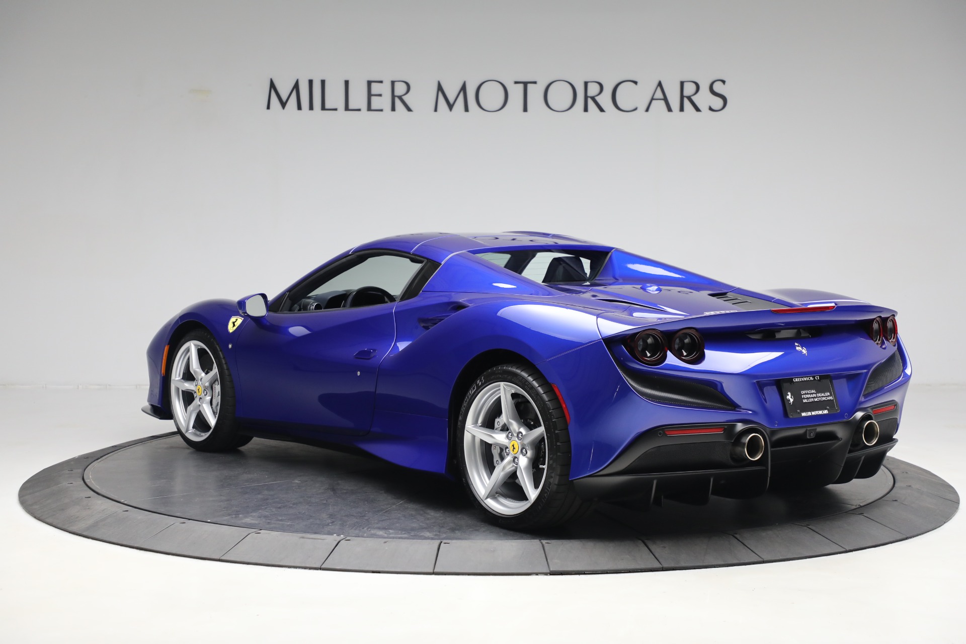 Used-2022-Ferrari-F8-Spider