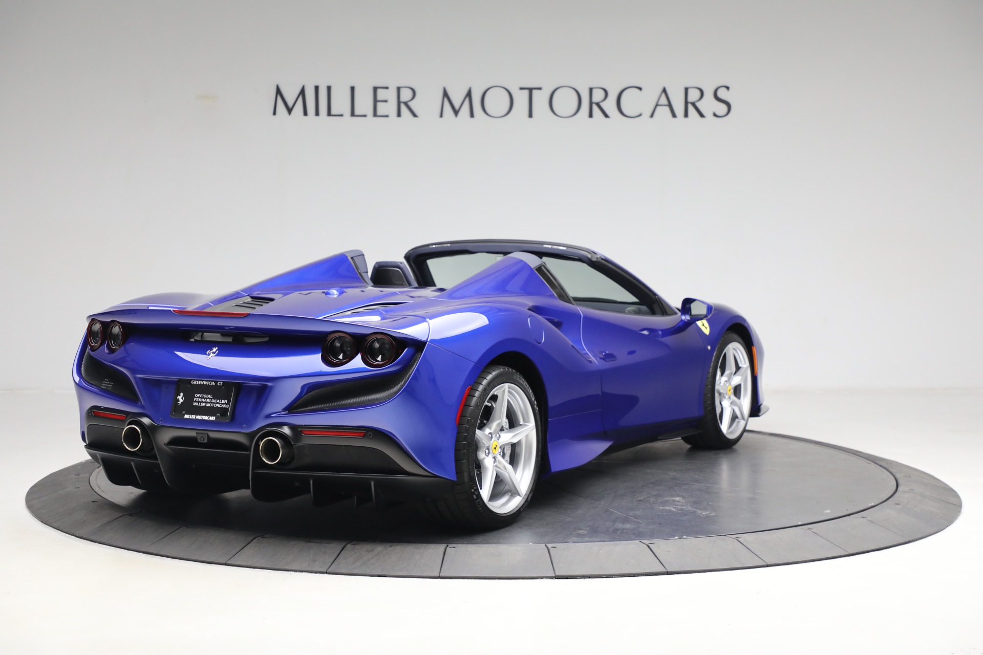 Used-2022-Ferrari-F8-Spider