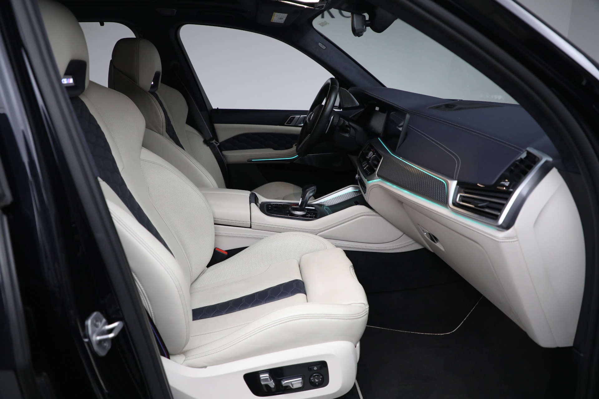 Used-2020-BMW-X5-M-Competition