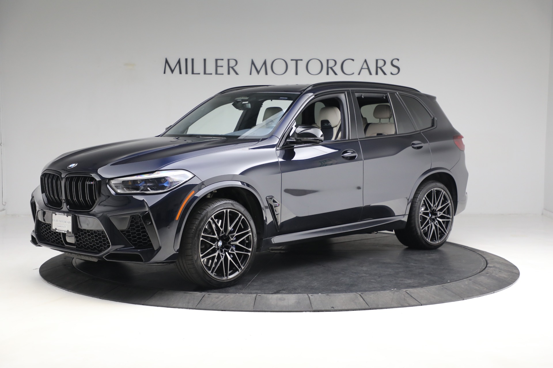 Used-2020-BMW-X5-M-Competition