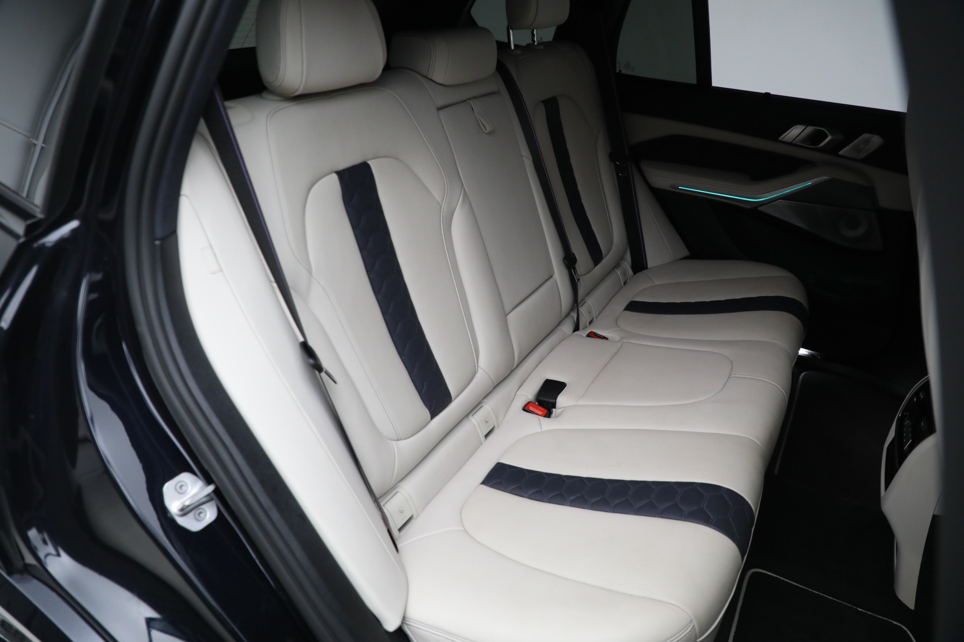 Used-2020-BMW-X5-M-Competition