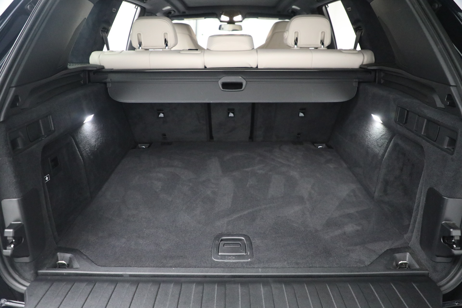 Used-2020-BMW-X5-M-Competition